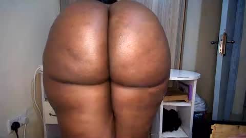 thickiana online show from 08/05/26, 01:25