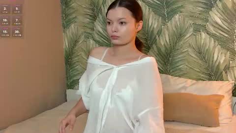 Snapshot of asterquinn chatting on 06/16/26, 03:31 Aster Quinn online show from 06/16/26, 03:31