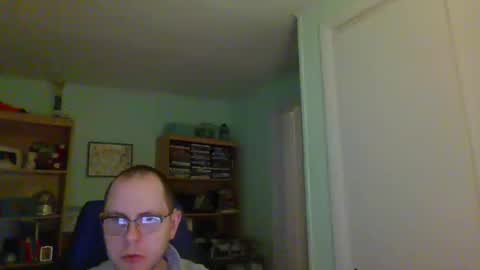 Andrew or Smiley Read the message in bold above the bio design for info on the situation. online show from 03/04/25, 02:27