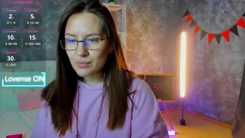 Asti online show from 03/19/26, 02:04