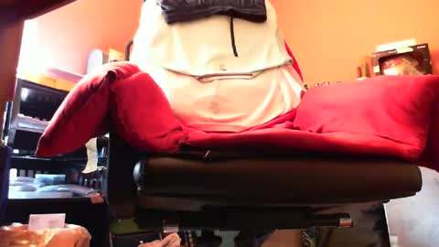 Snapshot of astiff1foru chatting on 12/21/24, 02:26 astiff1foru online show from 12/21/24, 02:26