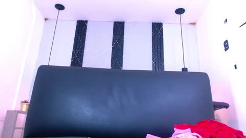 Aston  online show from 04/11/26, 07:45