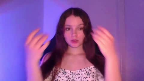 Snapshot of astradream_ chatting on 10/11/25, 07:23 astradream_ online show from 10/11/25, 07:23