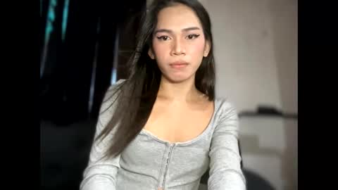 Snapshot of astraea_xxx chatting on 05/31/26, 10:33 Anna online show from 05/31/26, 10:33