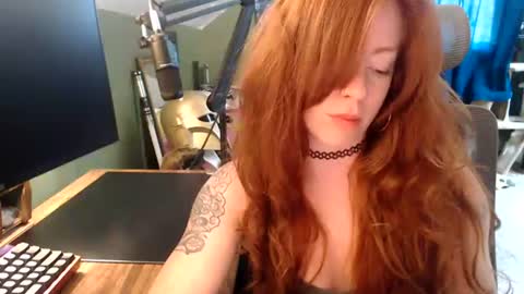 Snapshot of astraeasiren chatting on 07/06/26, 05:26 AstraeaSiren online show from 07/06/26, 05:26
