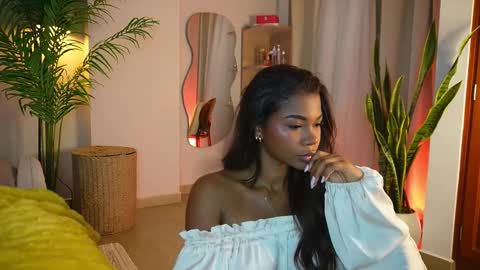 Snapshot of astrea_1 chatting on 03/16/26, 01:11 Astrea online show from 03/16/26, 01:11