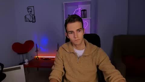 Snapshot of astren_villo chatting on 11/25/25, 06:57 astren online show from 11/25/25, 06:57