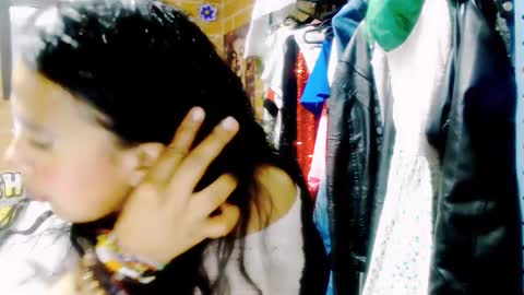 astrid_hauser66 online show from 10/27/25, 04:05