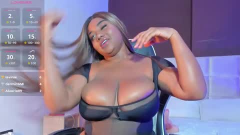 Snapshot of astrid_leon chatting on 04/19/26, 02:11 Astrid online show from 04/19/26, 02:11