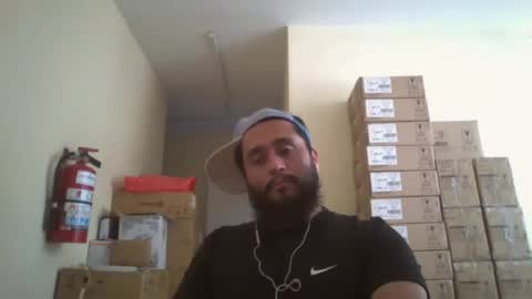 Snapshot of astro_boy_01 chatting on 03/26/26, 09:20 astro_boy_01 online show from 03/26/26, 09:20