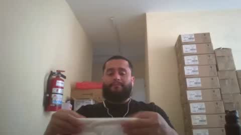 Snapshot of astro_boy_01 chatting on 04/11/26, 07:07 astro_boy_01 online show from 04/11/26, 07:07