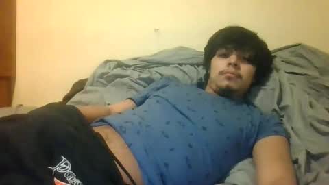 Snapshot of astroluis22mi chatting on 04/05/26, 04:09 astroluis22mi online show from 04/05/26, 04:09