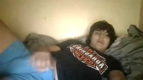 Snapshot of astroluis22mi chatting on 04/13/26, 02:28 astroluis22mi online show from 04/13/26, 02:28