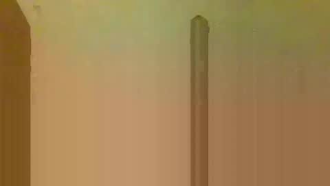 Snapshot of astroluis22mi chatting on 05/11/26, 02:17 astroluis22mi online show from 05/11/26, 02:17