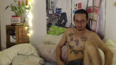 Astrid 69 online show from 05/19/26, 06:47