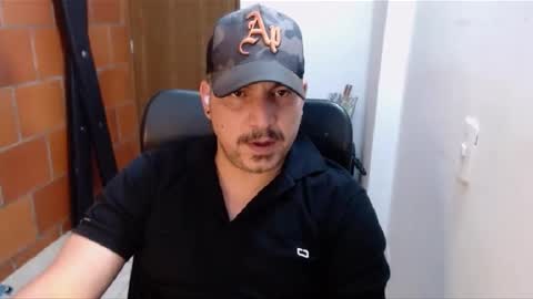 Snapshot of astton_nick chatting on 01/24/25, 04:16 Nick Astton online show from 01/24/25, 04:16