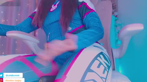 Bonnie online show from 02/07/25, 06:24