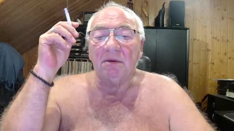 Snapshot of asusandy chatting on 07/07/26, 11:31 asusandy online show from 07/07/26, 11:31