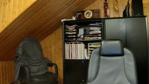 Snapshot of asusandy chatting on 07/14/26, 10:37 asusandy online show from 07/14/26, 10:37