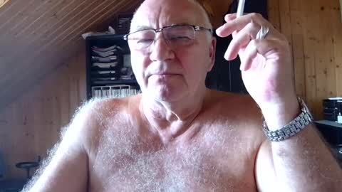 Snapshot of asusandy chatting on 07/18/26, 10:30 asusandy online show from 07/18/26, 10:30