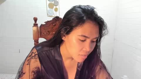 Snapshot of asuzaka27 chatting on 12/20/24, 11:21 asuzaka27 online show from 12/20/24, 11:21