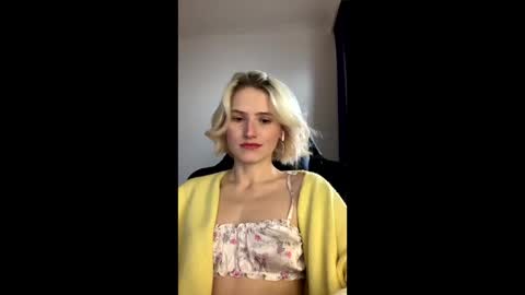 Snapshot of asya_new chatting on 10/22/25, 07:41 asya_new online show from 10/22/25, 07:41