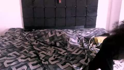 atacuari_juanera online show from 10/10/25, 12:09