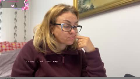 Atanasia online show from 10/02/25, 11:06