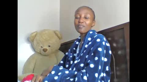 Snapshot of atara_seren chatting on 03/27/26, 08:30 atara_seren online show from 03/27/26, 08:30