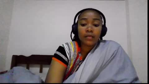 Snapshot of atara_seren chatting on 04/24/26, 05:04 atara_seren online show from 04/24/26, 05:04