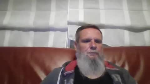 Snapshot of atatanka chatting on 05/18/26, 10:15 atatanka online show from 05/18/26, 10:15