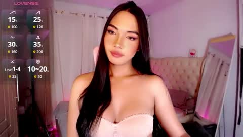 Snapshot of ate_sam chatting on 11/14/25, 07:56 Sam online show from 11/14/25, 07:56