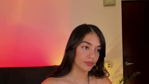 Snapshot of atena676 chatting on 03/10/25, 05:33 atena676 online show from 03/10/25, 05:33