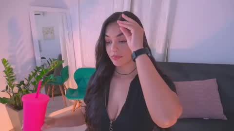 Snapshot of atena676 chatting on 09/29/25, 01:22 atena676 online show from 09/29/25, 01:22