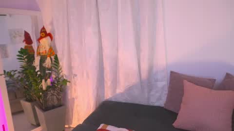 Snapshot of atena676 chatting on 10/16/25, 01:28 atena676 online show from 10/16/25, 01:28