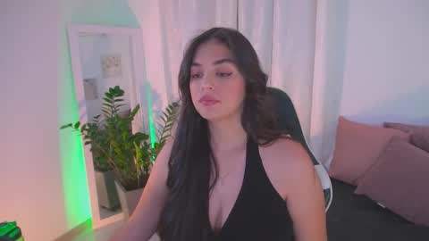 Snapshot of atena676 chatting on 11/05/25, 01:27 atena676 online show from 11/05/25, 01:27