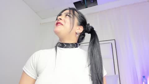 Snapshot of atena_hill chatting on 01/11/25, 11:24 Athena online show from 01/11/25, 11:24