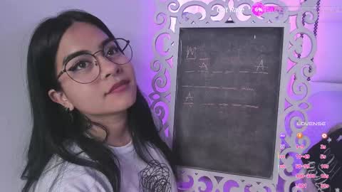 Snapshot of atena_hill chatting on 02/20/25, 10:48 Athena online show from 02/20/25, 10:48