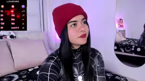 Snapshot of atena_hill chatting on 03/07/25, 08:22 Athena online show from 03/07/25, 08:22