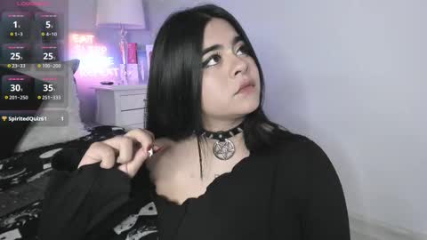 Snapshot of atena_hill chatting on 09/25/25, 07:28 Athena online show from 09/25/25, 07:28