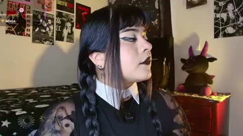 Snapshot of atena_hill93 chatting on 08/05/26, 06:44 Atena online show from 08/05/26, 06:44