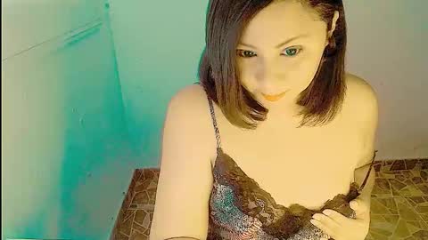 Snapshot of atenas18022 chatting on 09/22/25, 12:51 Xixi2024 online show from 09/22/25, 12:51