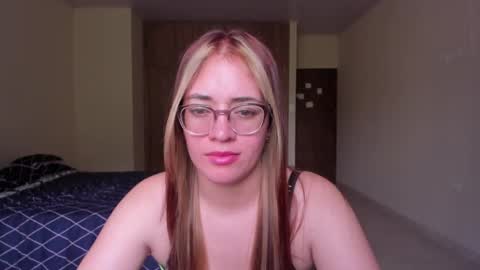 atenas online show from 02/15/25, 07:06