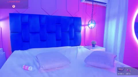 Athenea online show from 02/20/26, 04:31