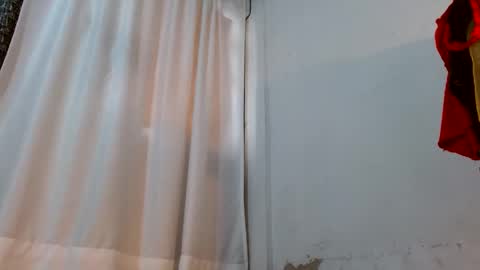 Snapshot of atenea_hot5 chatting on 10/03/25, 05:21 LILIANA online show from 10/03/25, 05:21