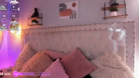 Snapshot of atenea_klett_ chatting on 07/16/26, 02:34 ATENEA online show from 07/16/26, 02:34