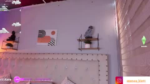 Snapshot of atenea_klett_ chatting on 07/31/26, 01:43 ATENEA online show from 07/31/26, 01:43