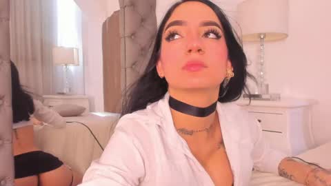 atenea lux online show from 05/22/26, 07:30