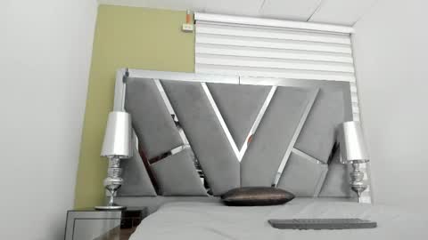 Snapshot of atenea_sexxx chatting on 06/05/26, 04:30 atenea online show from 06/05/26, 04:30