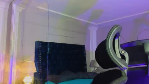 Snapshot of atenea_sky_ chatting on 12/22/25, 10:07 Athenea sky online show from 12/22/25, 10:07